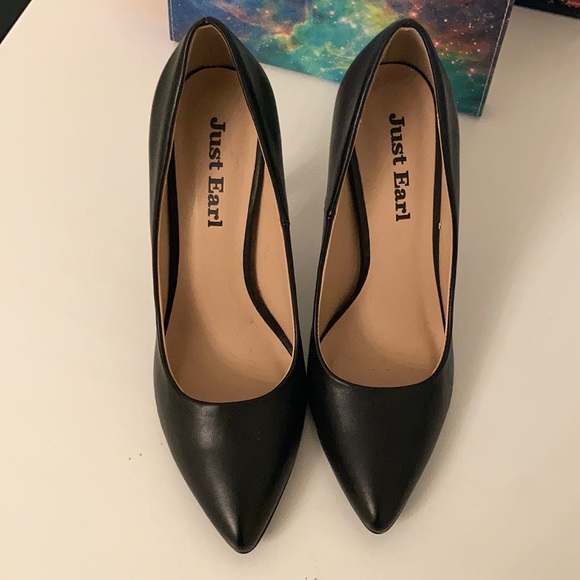 Women’s heels - Picture 2 of 2